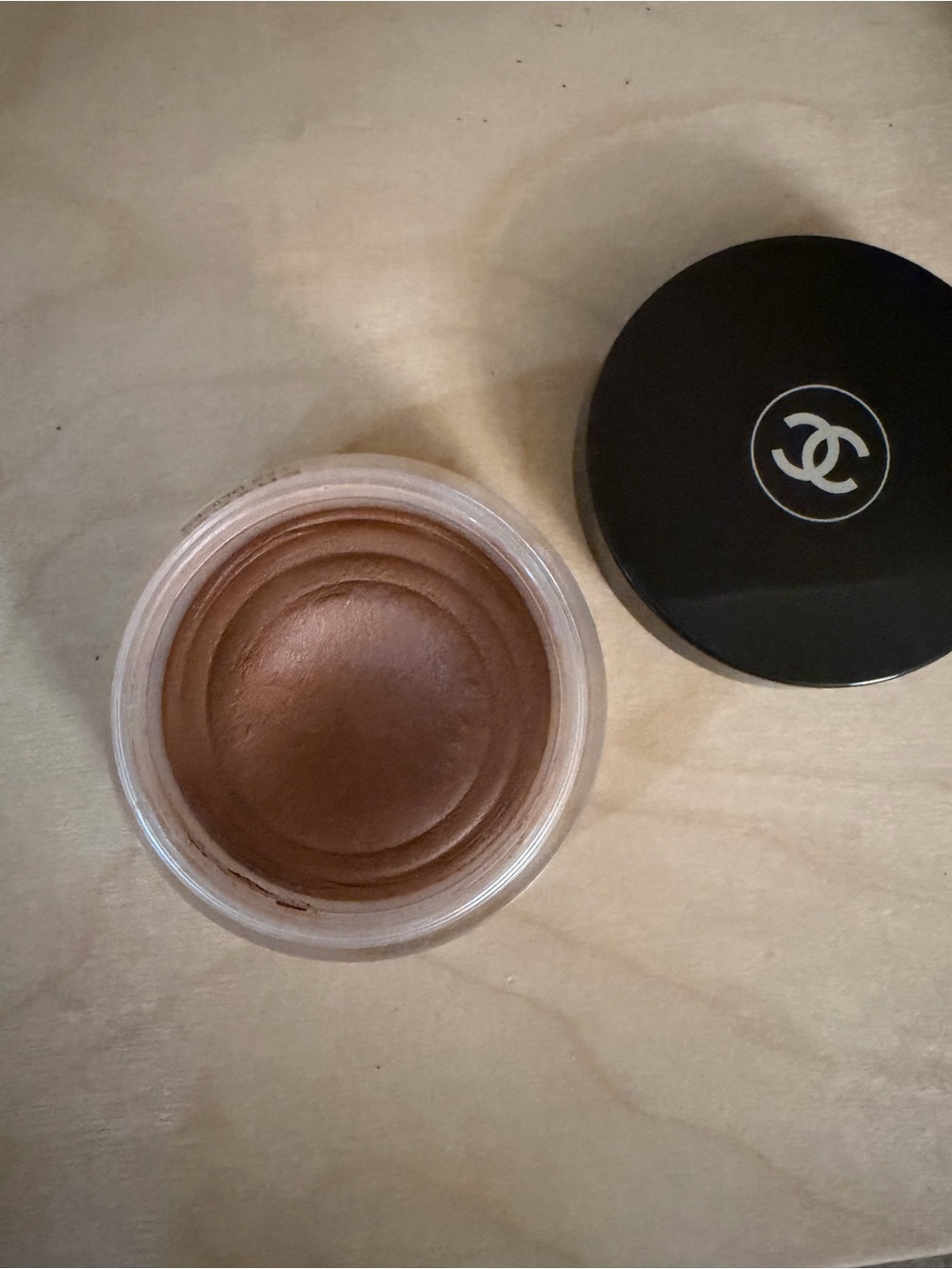 CHANEL Les Beiges bronzing cream #395